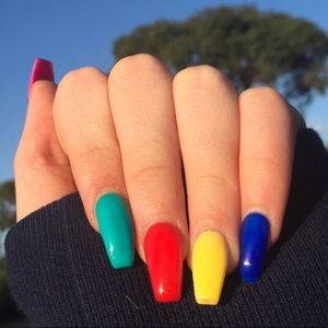 Meet your Posher, Val